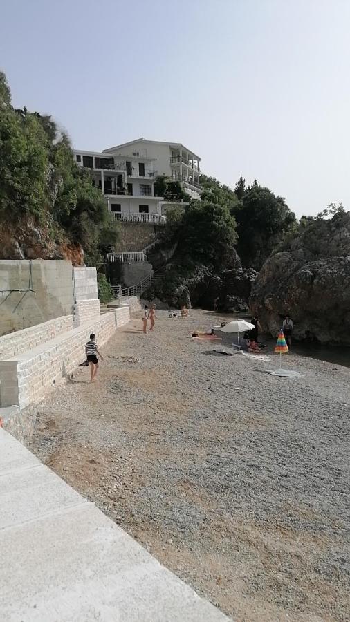 דוברה וודה Apartman Marinkovic מראה חיצוני תמונה