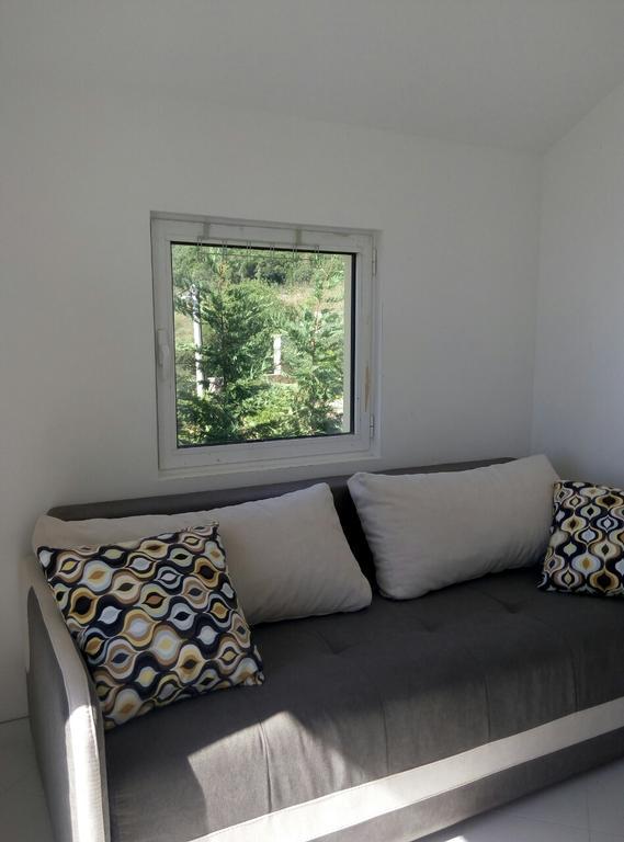 דוברה וודה Apartman Marinkovic מראה חיצוני תמונה